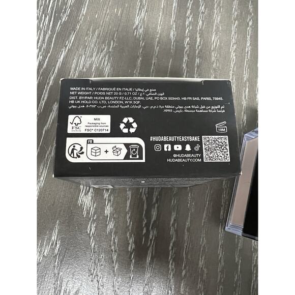 Huda Beauty Easy Bake Loose Baking & Setting Powder - PEACH PIE 20 g .71 oz New - Picture 14 of 15